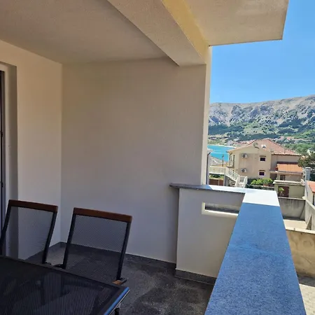 Modern Eingerichtete Fuer 4 Personen Ideal Fuer Famillien Mit Im By Interhome * Baška