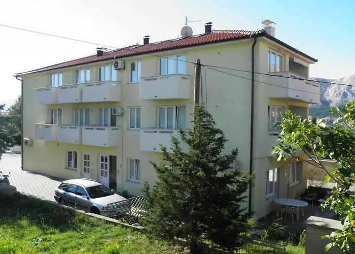 Modern Eingerichtete Fuer 4 Personen Ideal Fuer Famillien Mit Im By Interhome
